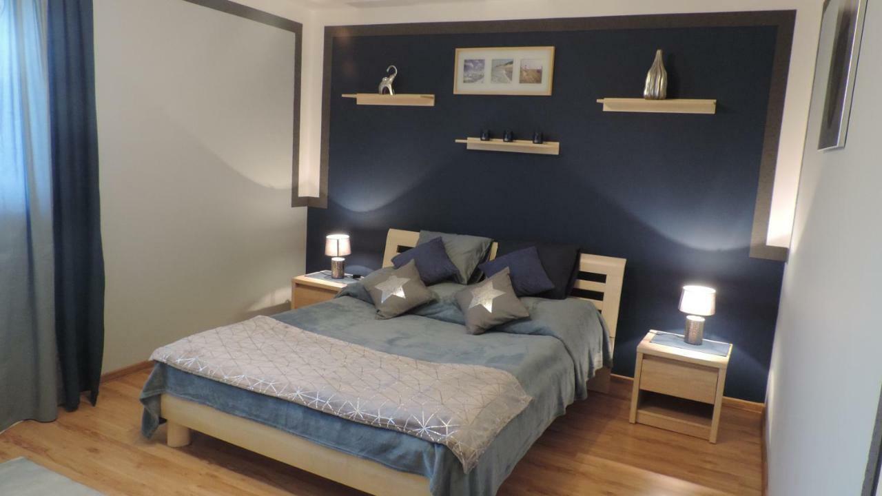 Apartament Krystyna ティリチ エクステリア 写真